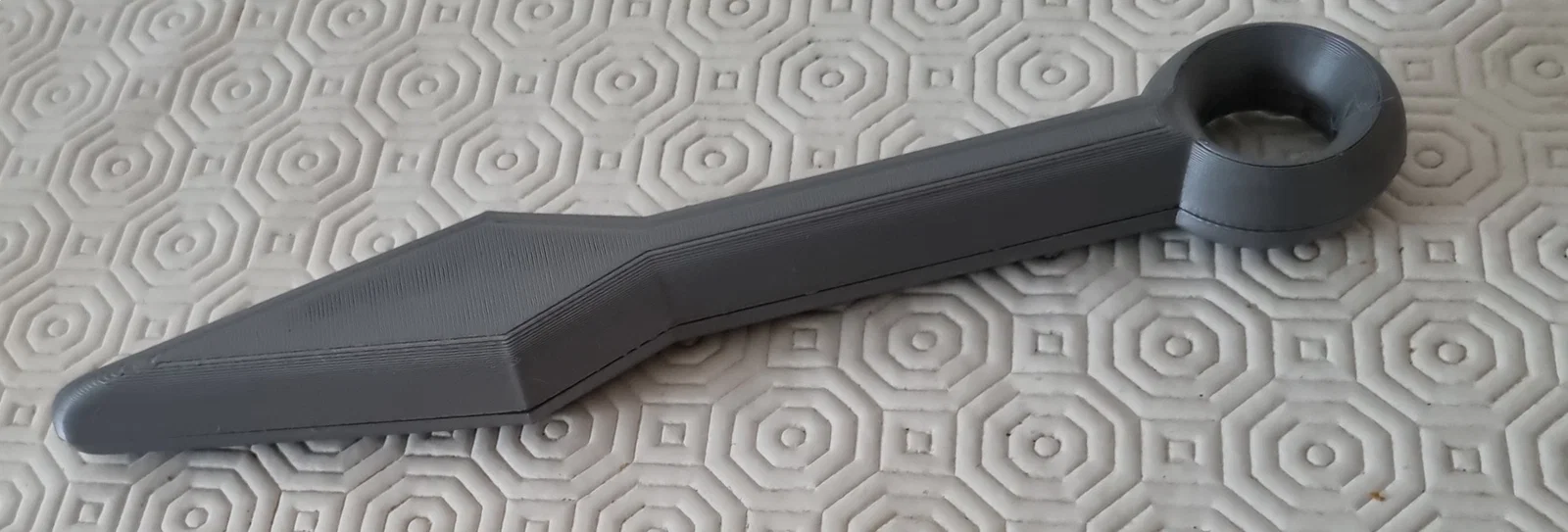 Kunai an toàn cho trẻ em (hoặc ít nhất là thân thiện hơn) - Image 1