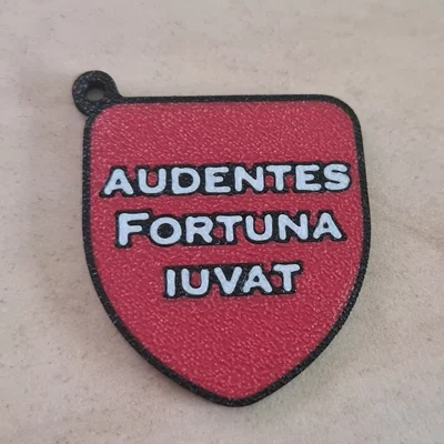 Móc khóa khiên KCD II - Audentes Fortuna Iuvat độc đáo