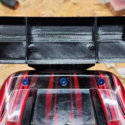 Cánh (Wing) Traxxas Rustler VXL 2WD