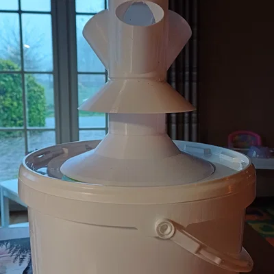 Tháp trồng Hydroponic/Aeroponic kèm vòng chặn ốc sên (Snail Collar)