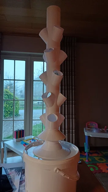 Tháp trồng Hydroponic/Aeroponic kèm vòng chặn ốc sên (Snail Collar) - Image 2