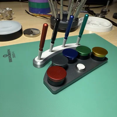 Kệ để Oiler cho Thợ Đồng Hồ (Watchmaking Oiler Stand)