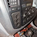 Giá đỡ Multiboard cho Landcruiser 100 gắn cạnh cụm điều khiển máy lạnh - Thumbnail 1
