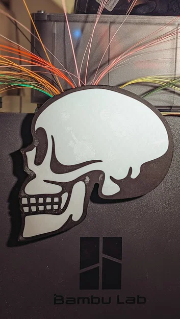 Skull Mohawk từ các sợi purge line - Image 1