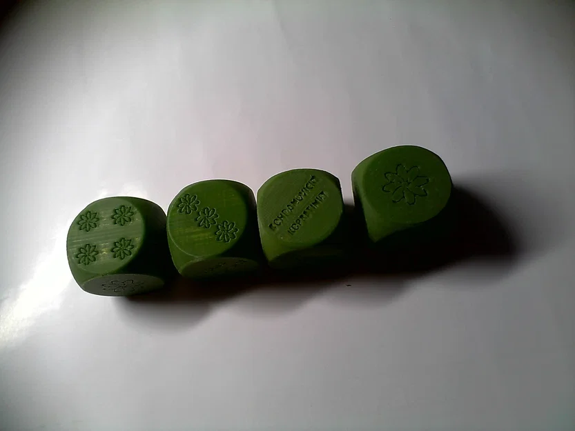 Xúc xắc (daisy/kopretina) – Dice / herní kostka - Image 1
