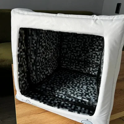 Khung bên trong cho Retro Monitor Pet Cave từ lttstore