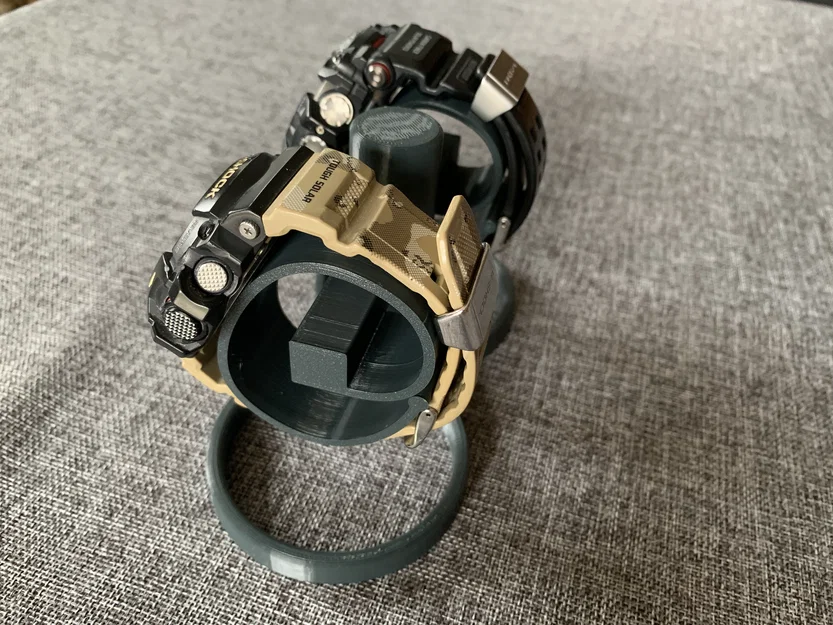 Stojánek na hodinky / Watch stand (Giá đỡ đồng hồ) - Image 2