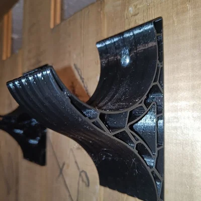Giá treo tường bánh xe longboard (Longboard wheel wall mount)