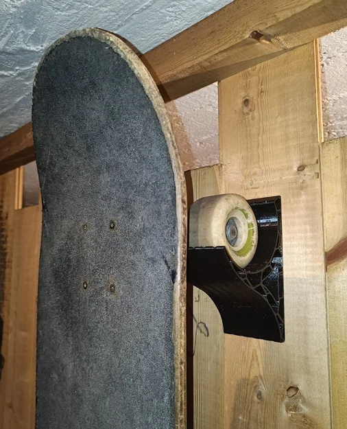 Giá treo tường bánh xe longboard (Longboard wheel wall mount) - Image 4