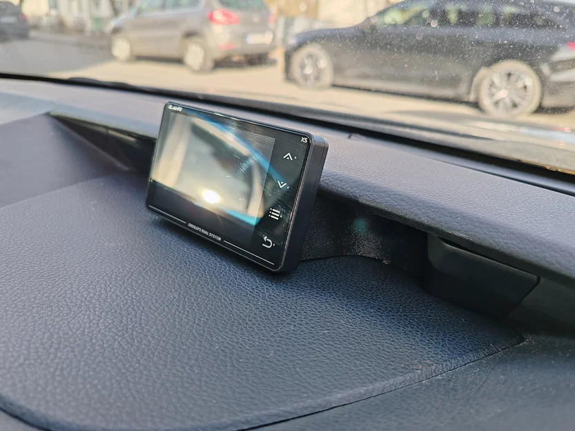 Giá đỡ taplo Lufi XS cho Subaru Legacy BR/BM - Image 1
