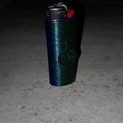 Ốp bật lửa BIC với logo ngọn lửa