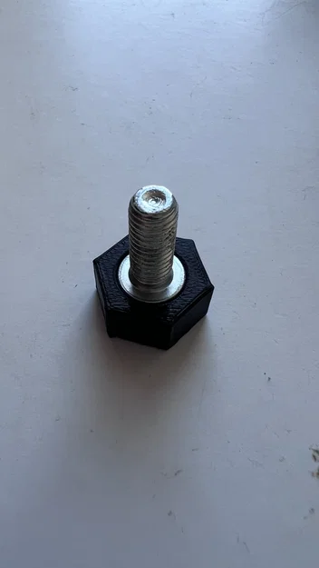 Nắp chụp nhựa cho ốc vít M8 (M8 cap) bền bỉ và thẩm mỹ - Image 1
