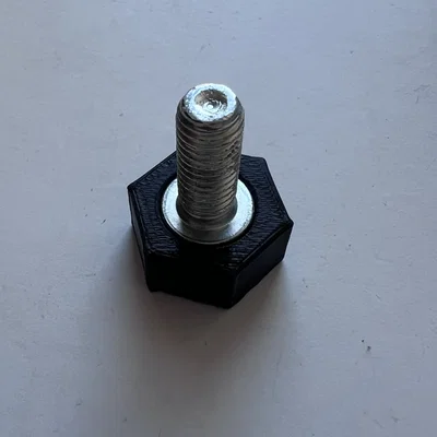Nắp chụp nhựa cho ốc vít M8 (M8 cap) bền bỉ và thẩm mỹ