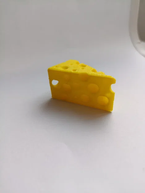 Móc khóa hình miếng phô mai 3D ngộ nghĩnh - Image 3