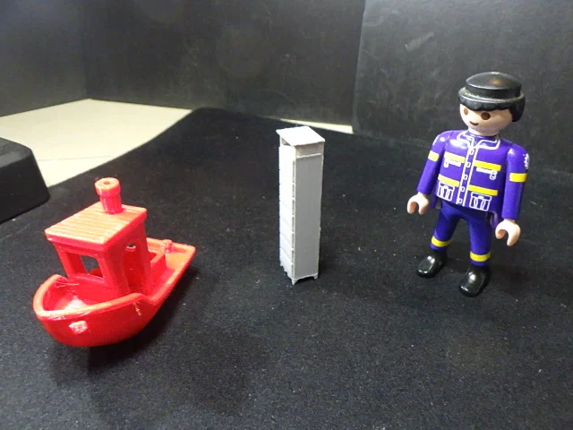 Tủ ngăn kéo đựng vớ gỗ thông hiện đại scale Playmobil 1:24 & nhà búp bê 1:12 - Image 3