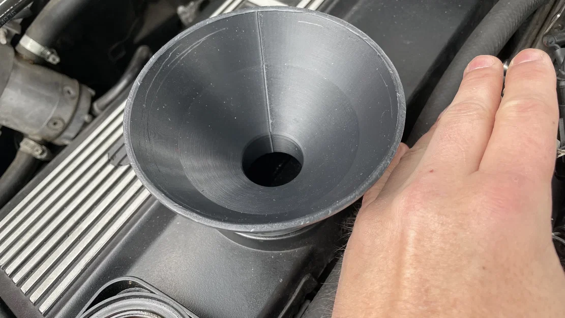Phễu châm dầu M52 / M54 (M52 / M54 Oil funel) - Image 1