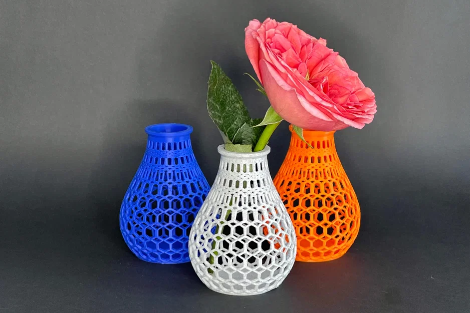 Bình hoa mini đa giác Polygonal Vase: In 3D dễ dàng không cần support - Image 1