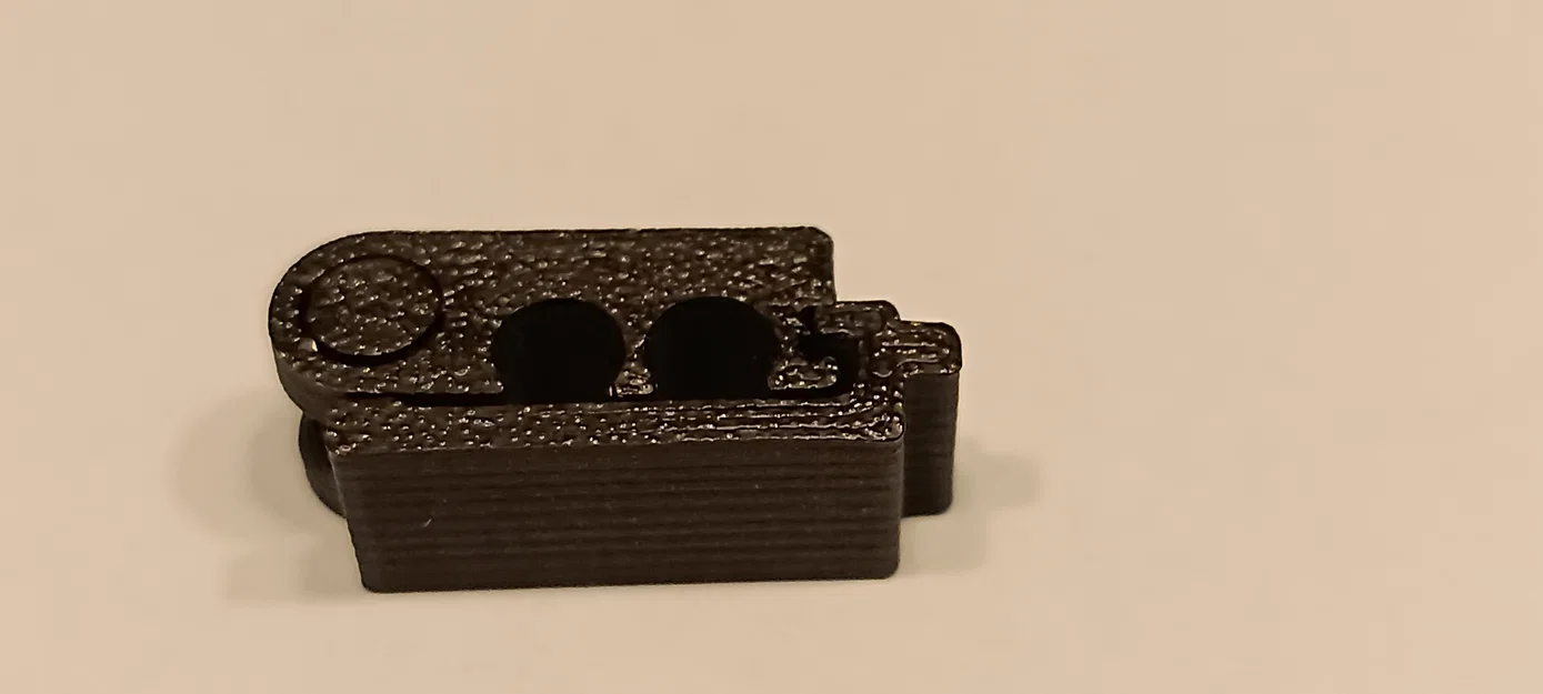Clips enclos – Kẹp đóng/mở chuồng - Image 2