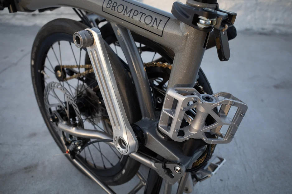 Giá Giữ Pedal Nam Châm cho Brompton - Image 1