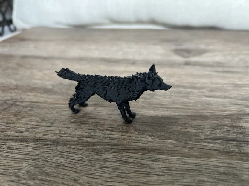 Mô hình chú sói dũng mãnh Furry Standing Wolf để bàn in 3D - Image 3