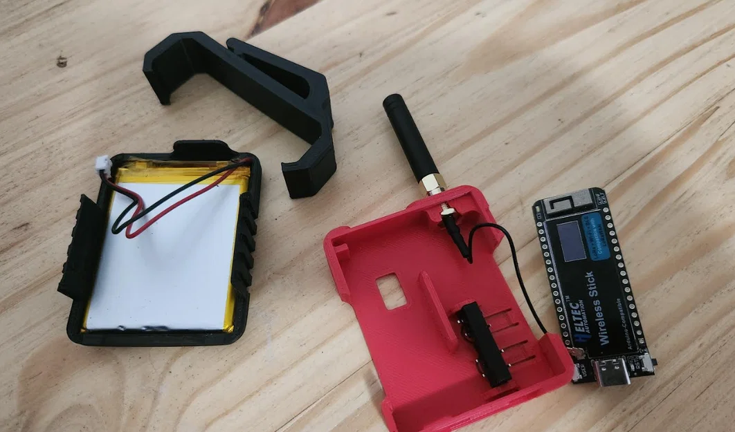 DeltaWave DW1 - Vỏ Heltec V3 Wireless Stick Enclosure - Image 6