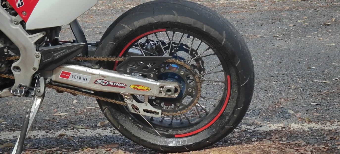 Che sên Supermoto cho CRF450L (Chain Guard) - Image 3