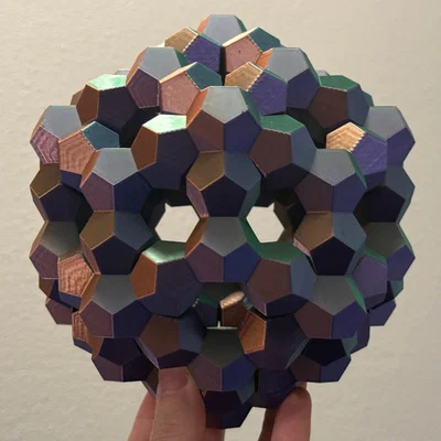 Quả cầu Dodecahedra Đối Xứng Phản Chiếu (Ball of Mirrored Dodecahedra)
