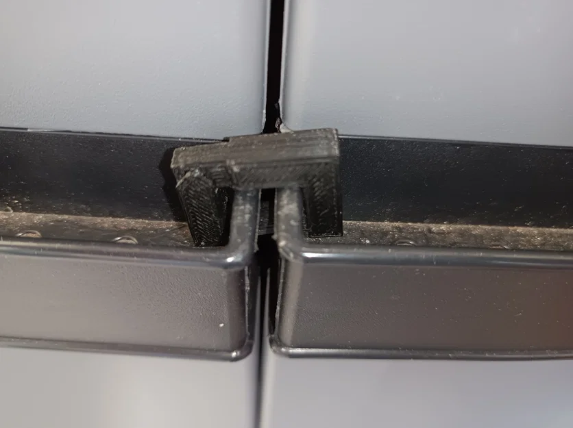 Khóa Gài Nhỏ Gọn (Little Lock) In 3D: Giải Pháp Giữ Cửa Tủ Hiệu Quả - Image 1