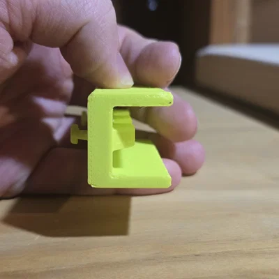 Gá gắn Raspberry Pi lên 2020 Extrusion - Kiểu treo lỗ đinh (Nail-Hole Hanger)