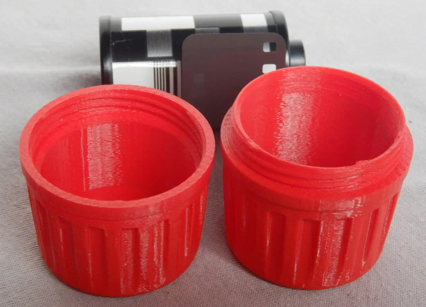 Hộp vặn nắp cho film 135 (35mm) – KB Film Container / Filmdose - Image 4