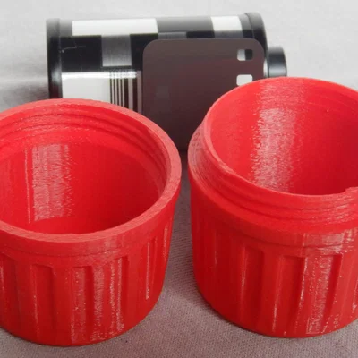 Hộp vặn nắp cho film 135 (35mm) – KB Film Container / Filmdose