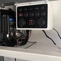 Hộp gắn bảng điều khiển 5 cổng cho xe cắm trại Adria Twin - Thumbnail 2
