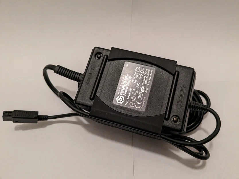 Quản lý dây cáp cho PSU Nintendo Gamecube - Image 2