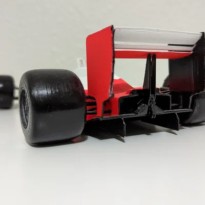 Mô hình 3D Formula 1 McLaren MP4/4 (tỉ lệ 1:21)