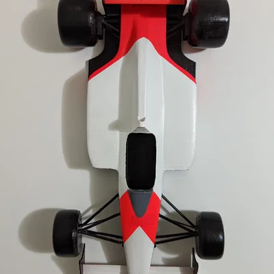 Mô hình 3D Formula 1 McLaren MP4/4 (tỉ lệ 1:21)