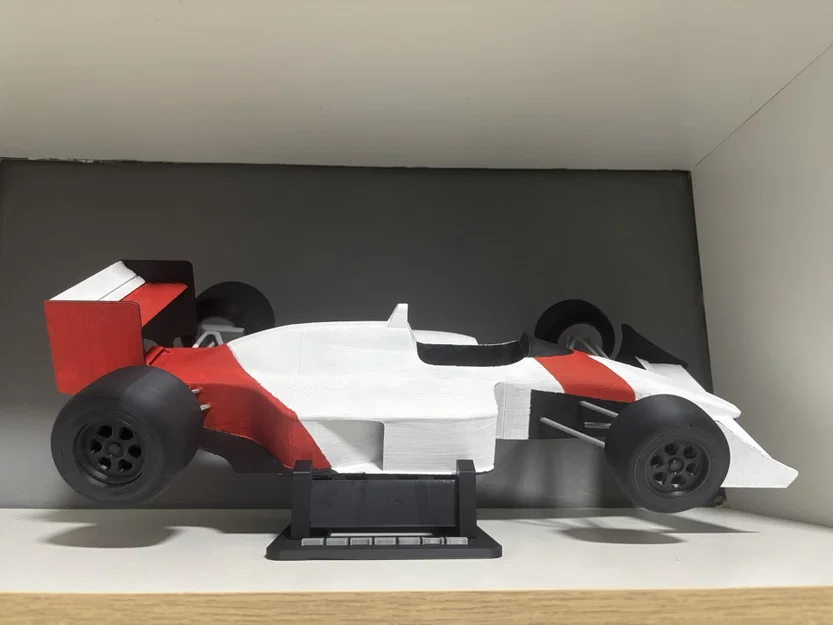 Formula 1 McLaren MP4/4 - Hệ treo trước - Image 1