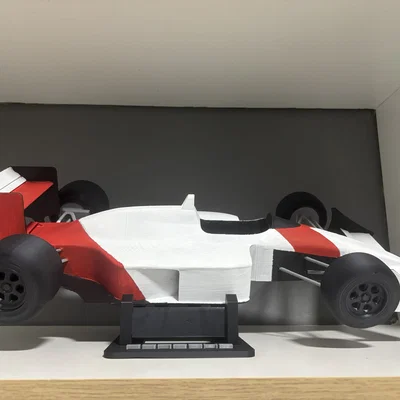 Formula 1 McLaren MP4/4 - Hệ treo trước