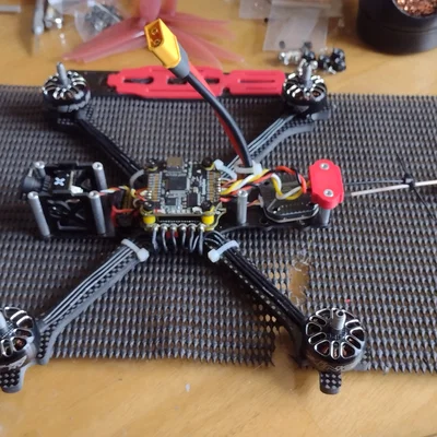 Tài liệu kỹ thuật CNC khung máy bay FPV TBS Source One v5