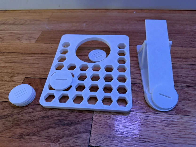Coinhole – Cornhole phiên bản để bàn bắn xu - Image 2