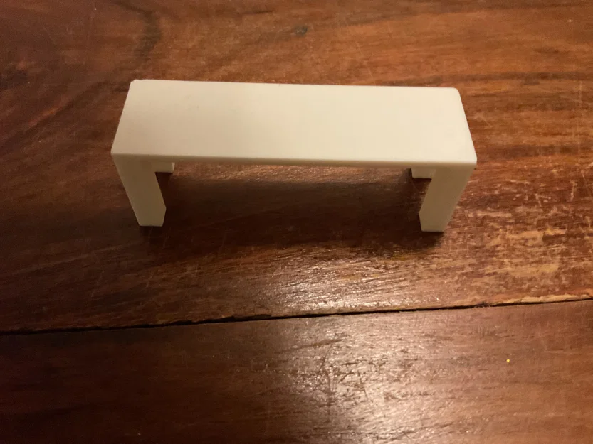 Mô Hình Bàn Mini (Mini Table) Dành Cho Nhà Búp Bê - Image 1