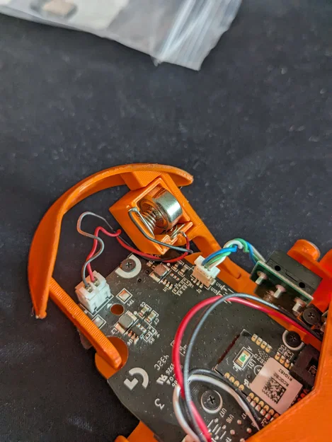 Mod lightweight cho chuột Logitech G305 (dùng pin LR44) - Image 12