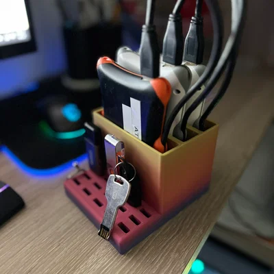 Giá đỡ sắp xếp ổ cứng và USB
