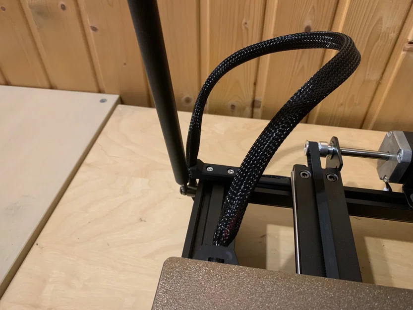 Ngàm đỡ cáp bed đơn giản cho Anycubic Kobra 2 Max - Image 1