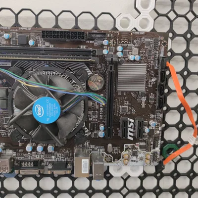 Ngàm gắn bo mạch chủ (Motherboard) cho hệ thống Multiboard
