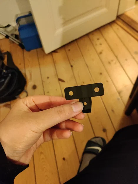 Pat giữ vách ngăn ngăn kéo tủ Svanekøkken (Svanekøkken panel holder) - Image 1