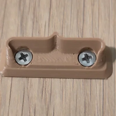 Móc treo mini lỗ Euro cho tủ (Euro hole mini cabinet hook)