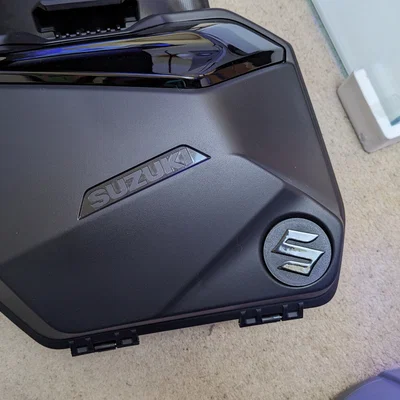 Suzuki GSX-S 1000 GT/GX – Xóa reflector thùng hông (Pannier reflector delete)