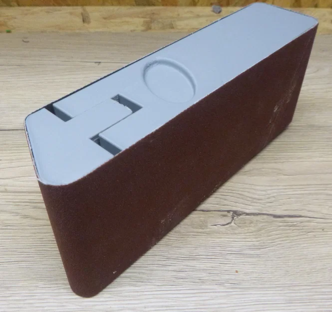 Khối chà nhám 4 băng 75x457mm (3x18) có lỗ bám tay - Image 7