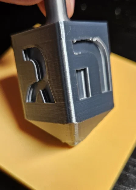 Con quay Dreidel - Image 1