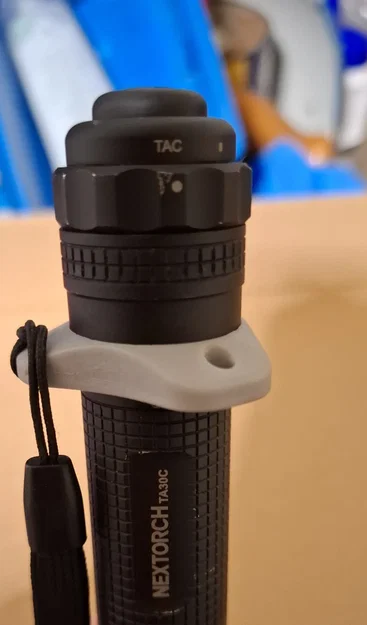 Tactical Grip cho NexTorch TA30c - Phụ kiện chống lăn và xỏ dây đeo - Image 1